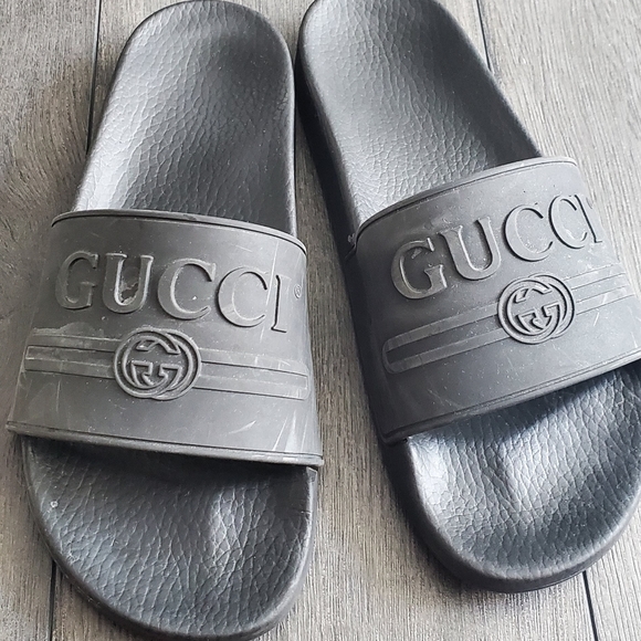 gucci slides 9.5